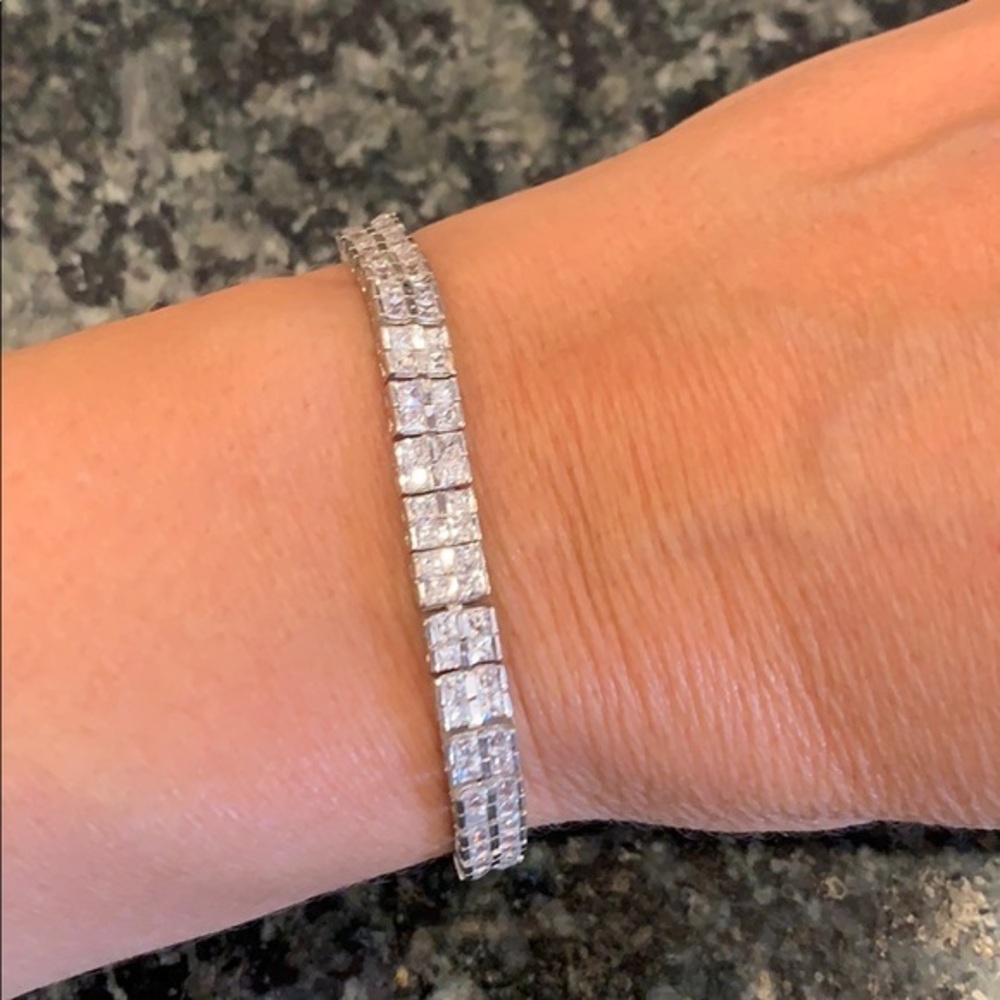 Sterling Silver Princess cut CZ tennis Bracelet 7 inches